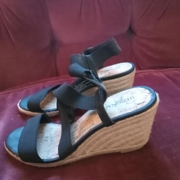 Merona black stretch wedges - Picture 5 of 5